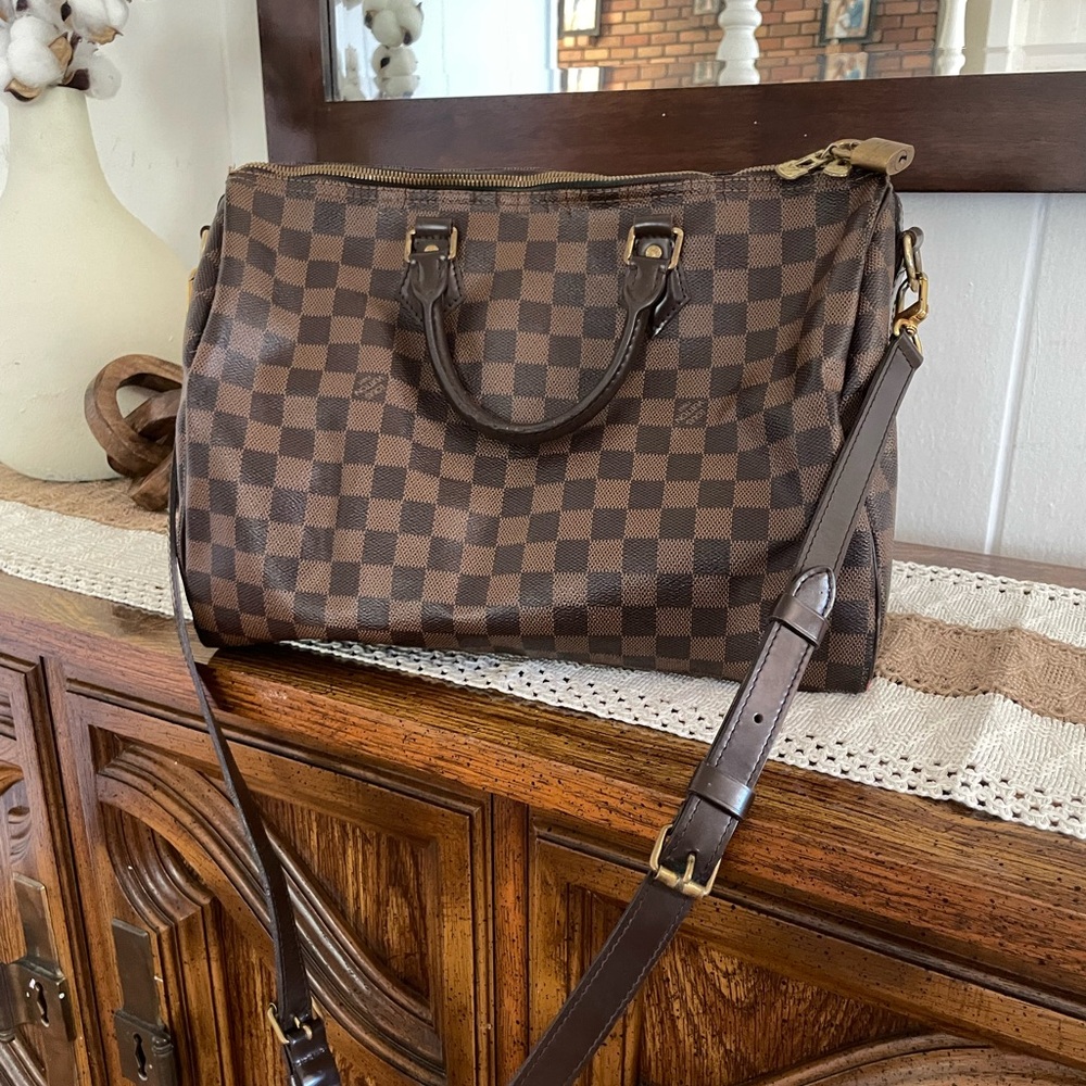 Louis Vuitton Speedy 35